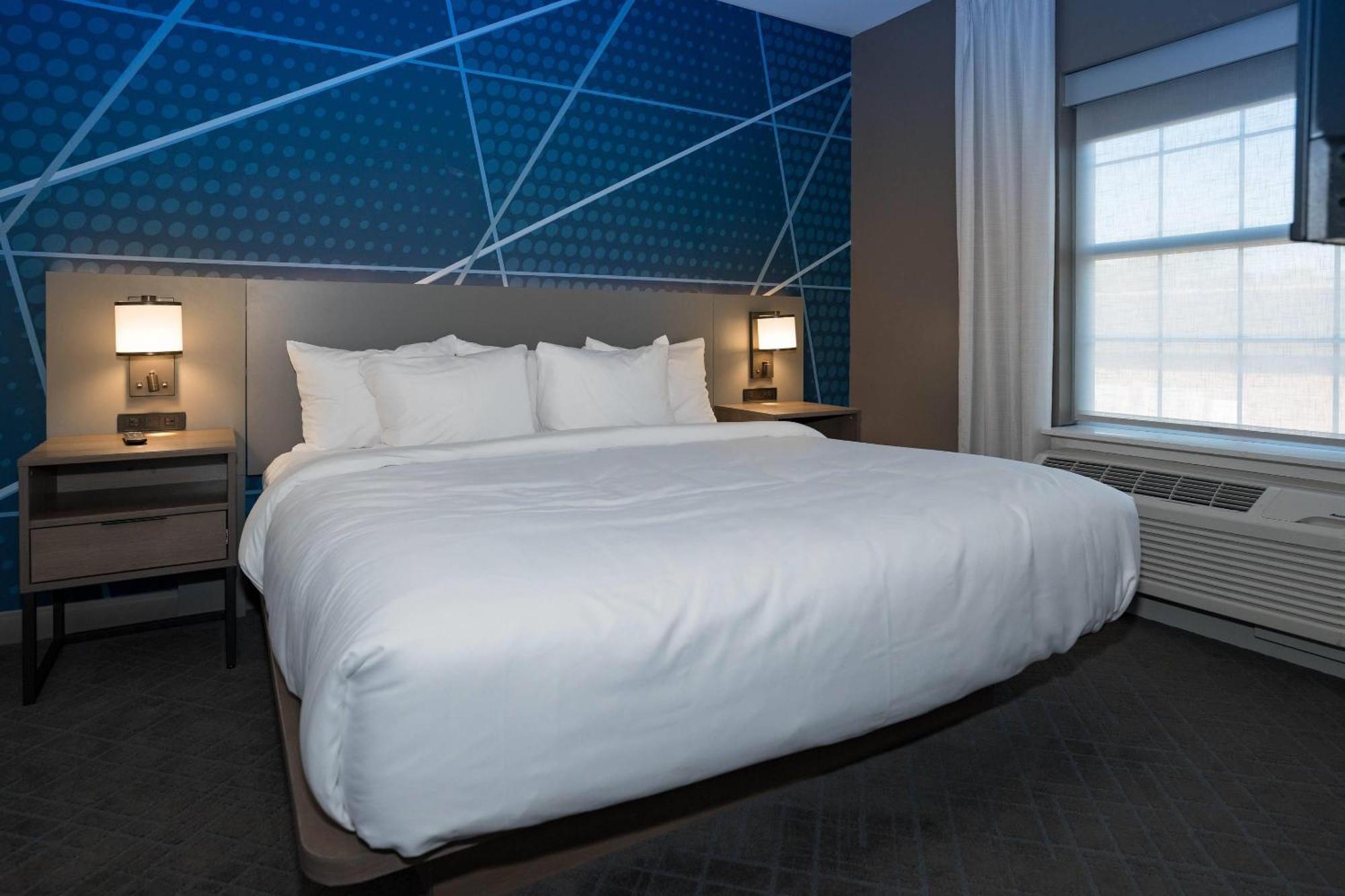 Comfort Inn & Suites River City Decatur Exteriör bild