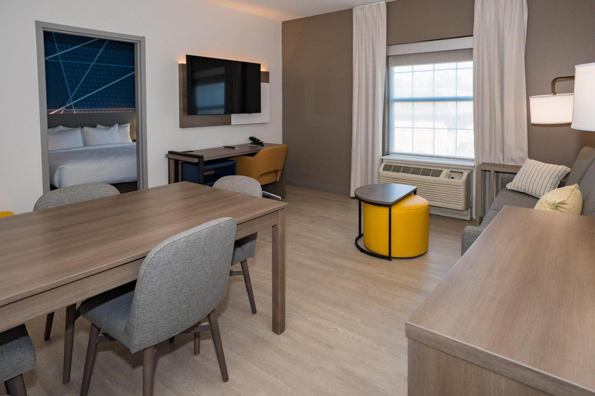 Comfort Inn & Suites River City Decatur Exteriör bild