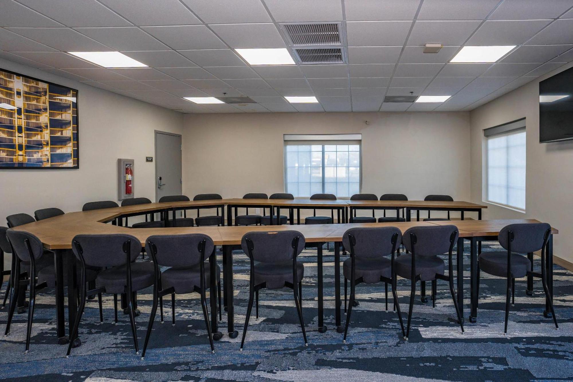 Comfort Inn & Suites River City Decatur Exteriör bild